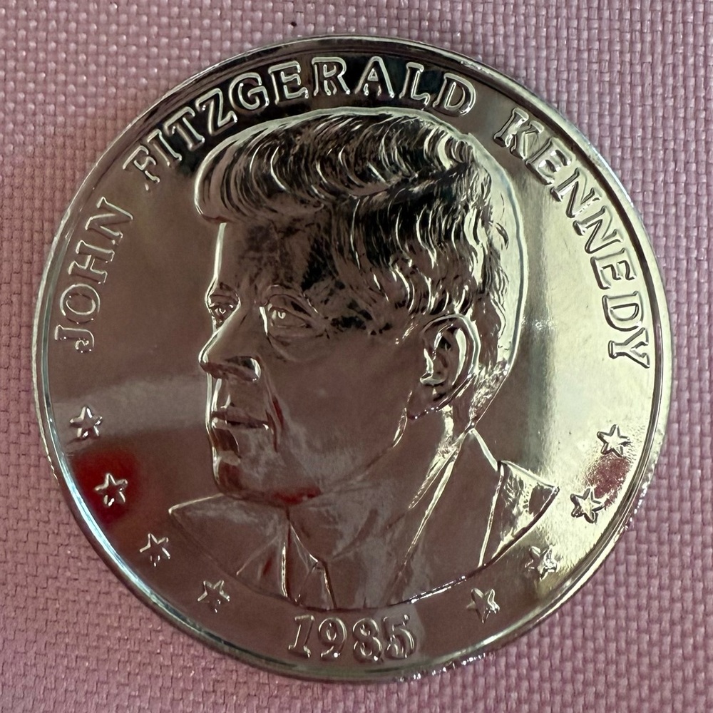 John F Kennedy Silver Collectors Commemorative Coin